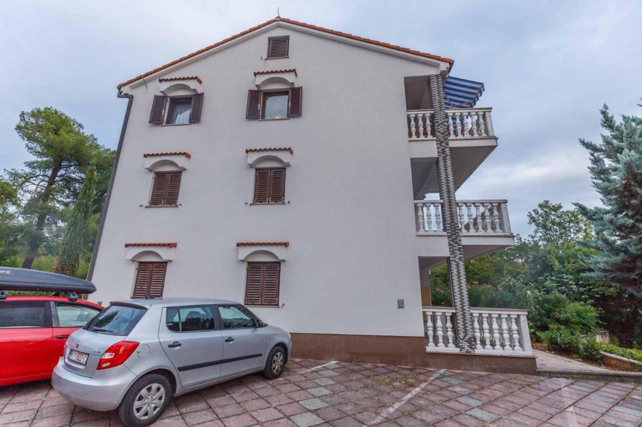 Apartman Mauro Malinska Exteriér fotografie