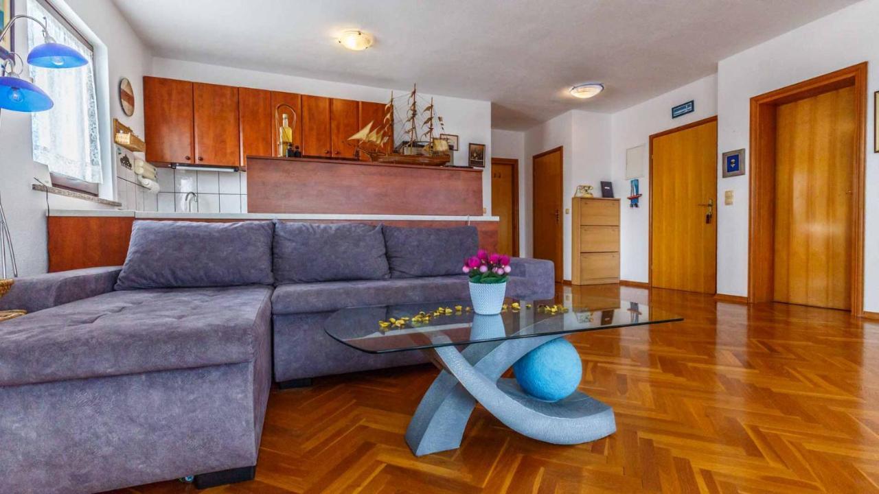 Apartman Mauro Malinska Exteriér fotografie