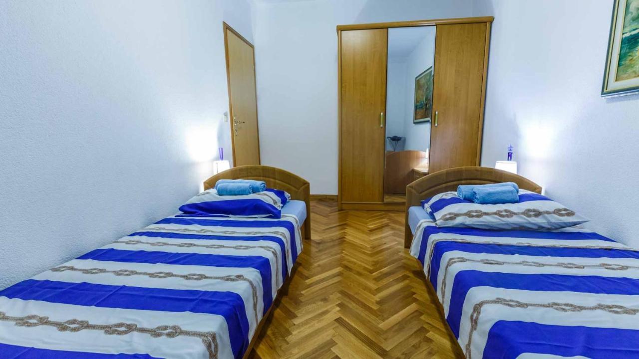 Apartman Mauro Malinska Exteriér fotografie
