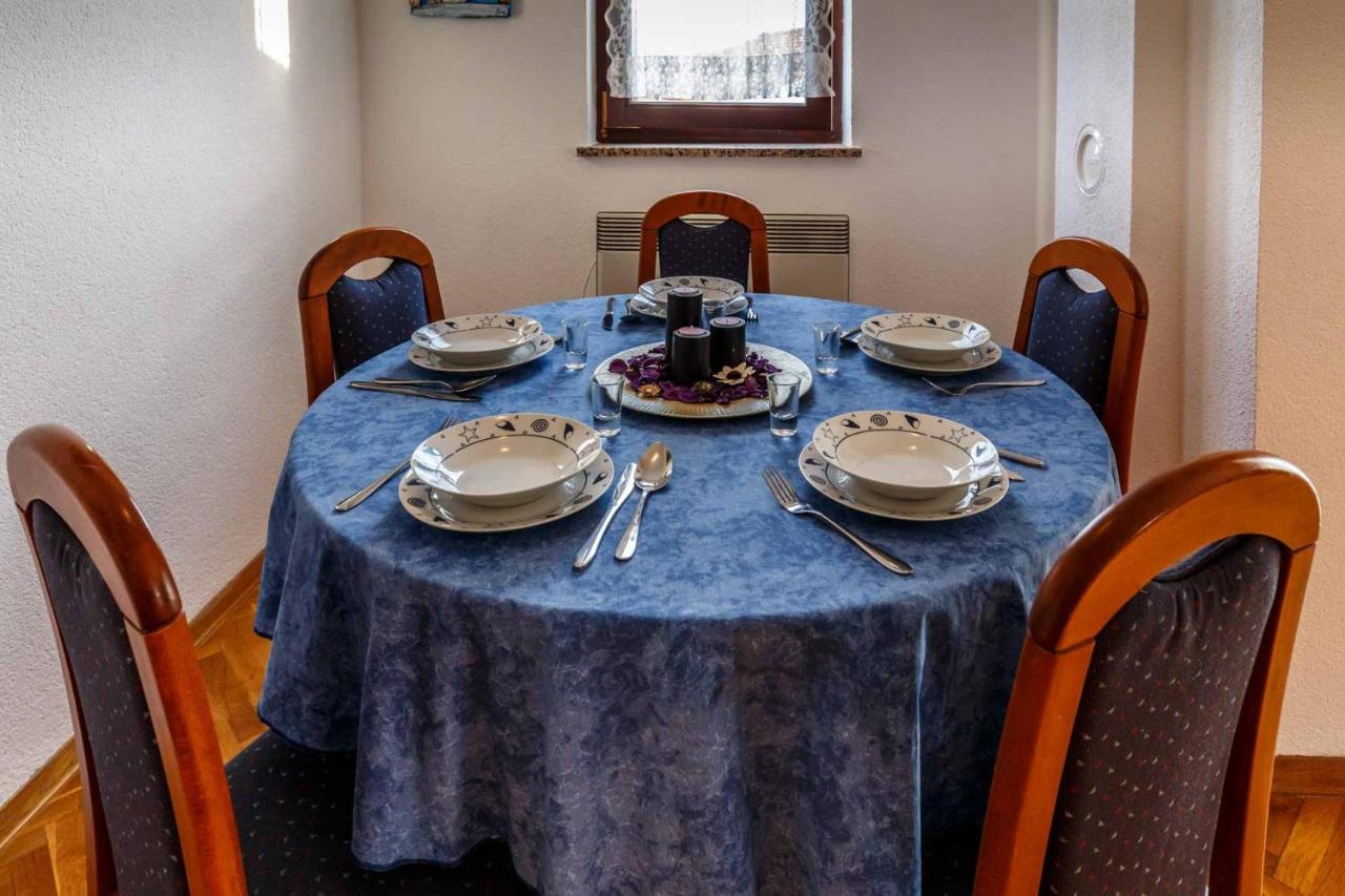Apartman Mauro Malinska Exteriér fotografie